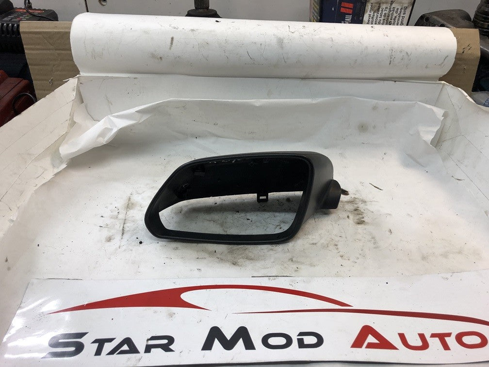 coque de rétroviseur avant gauche Volkswagen polo 4
