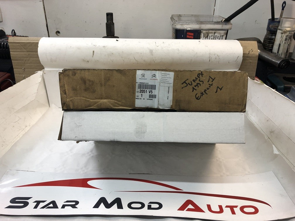 embrayage Peugeot Citroën réf 2051v5