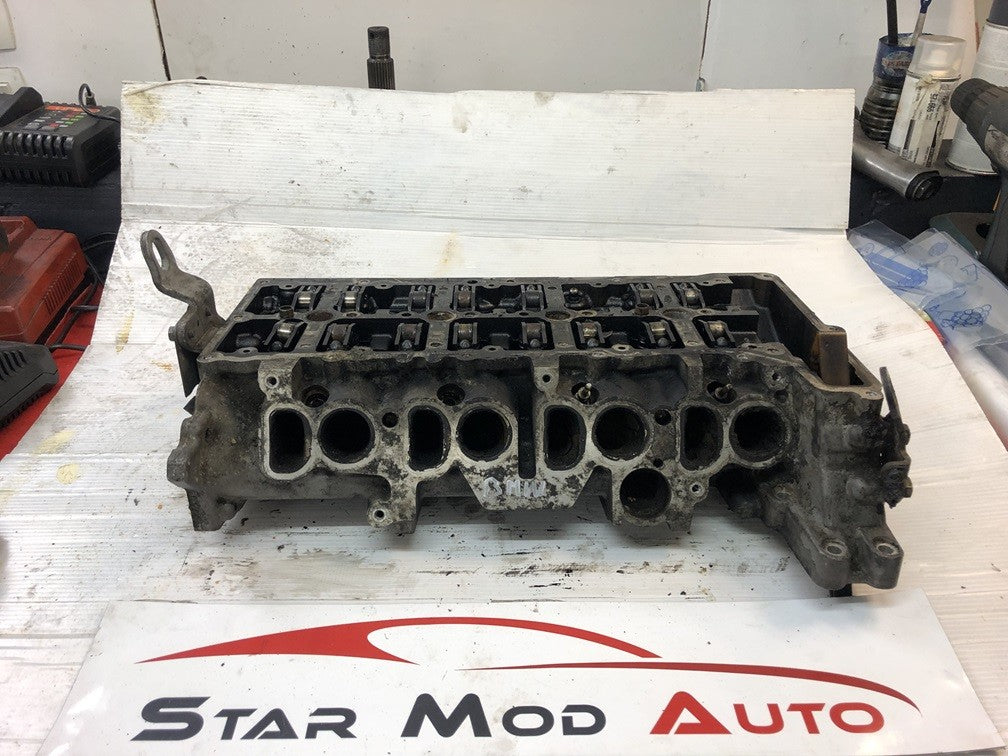 culasse moteur Bmw série 1 118 d 2008