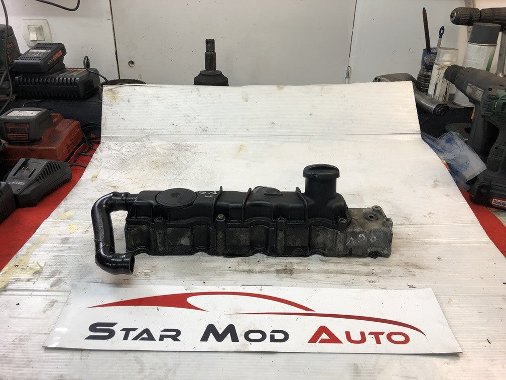 cache culbuteur Peugeot Citroën 1.9 d moteur dw8