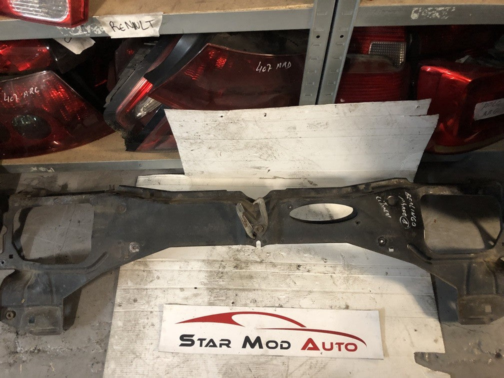 face avant supérieure Citroën Berlingo 1.9 d phase 1