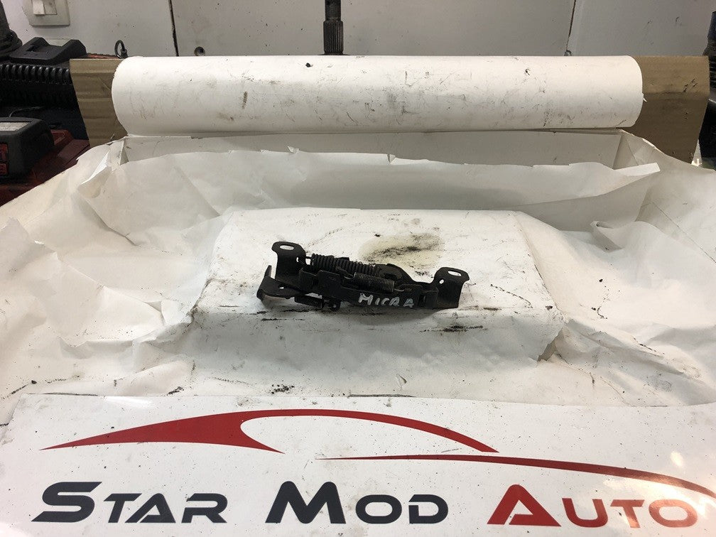 serrure de capot Nissan Micra mk12 année 2005