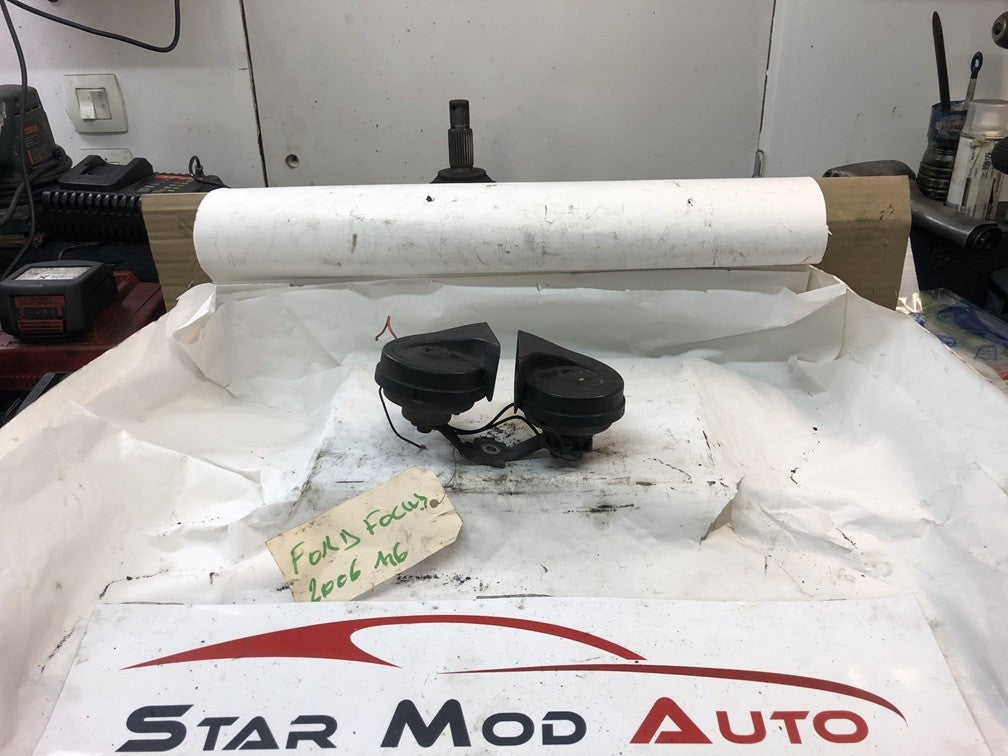 klaxonne Ford c max année 2006