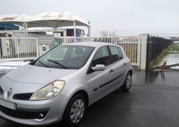 Renault Clio 3 1.5 DCI 68 CV 5 portes année 2006