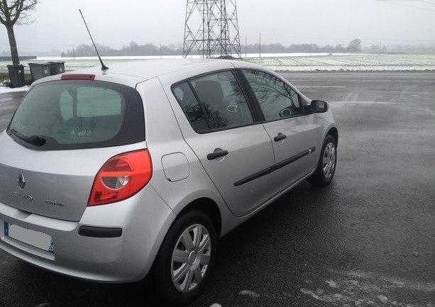 Renault Clio 3 1.5 DCI 68 CV 5 portes année 2006