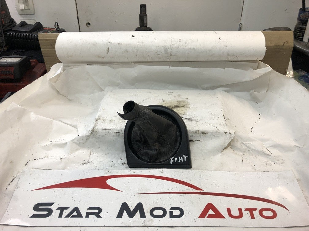 pommeau de vitesse fiat grand Punto année 2006