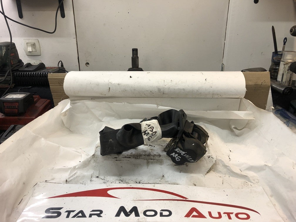 ceinture de sécurité arrière gauche Citroën Berlingo 1.9 d 2001