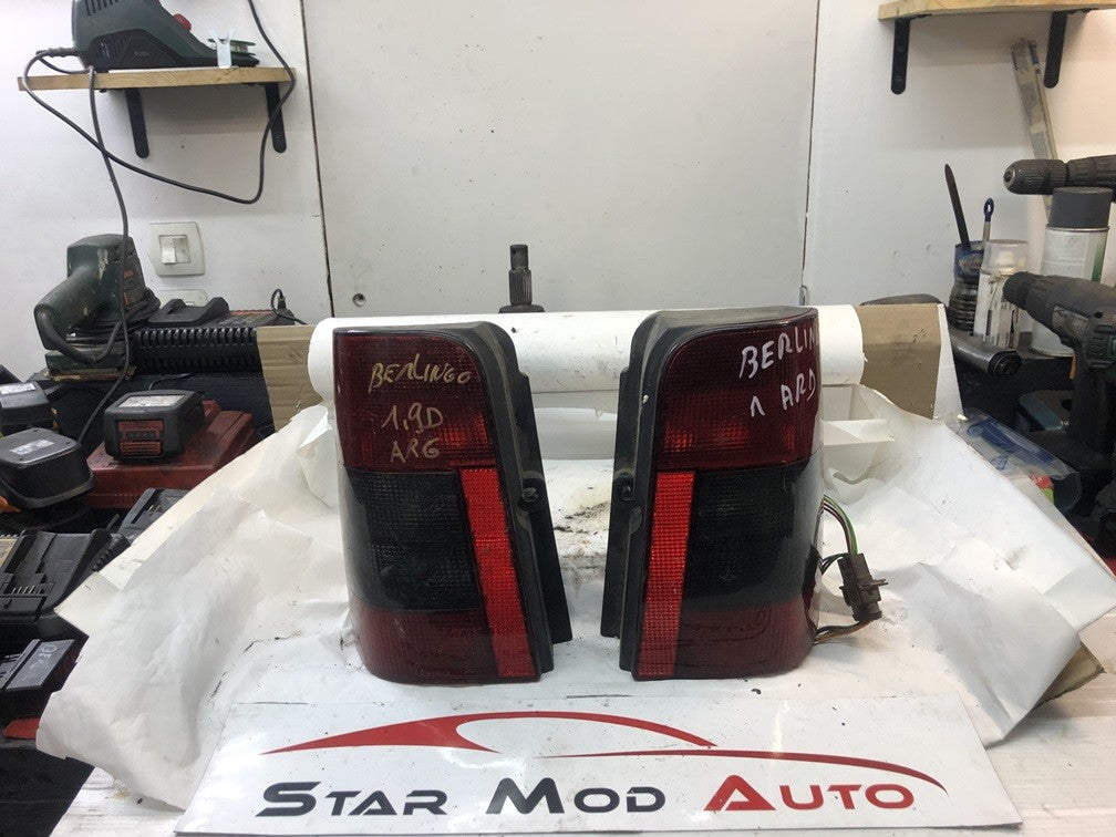 feux arrières avec platine Citroën Berlingo 1.9 d année 2001