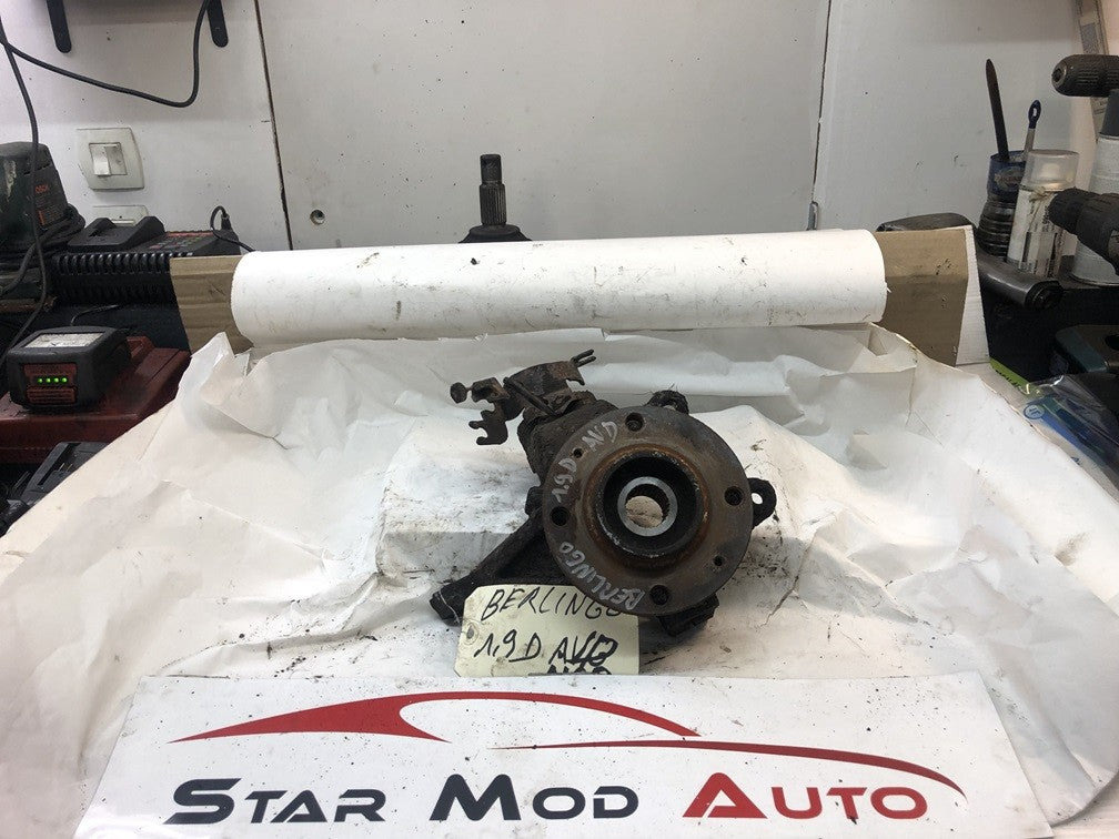 moyeu avant droit Citroën Berlingo 1.9 d 2001
