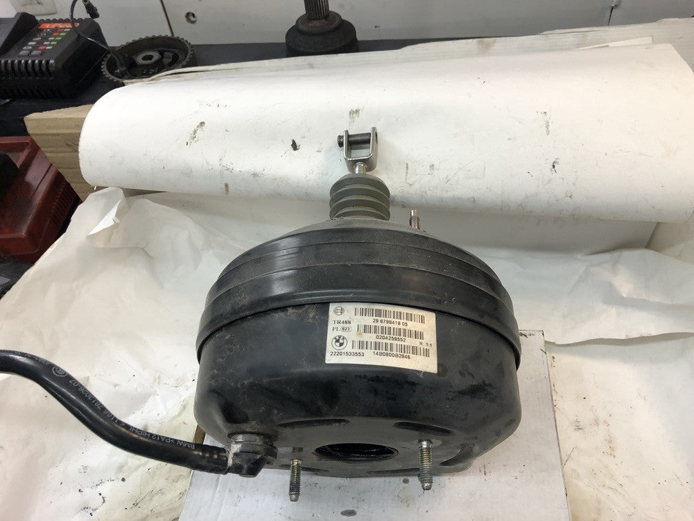 mastervac cervo de frein Bmw série 1 f20 f21 année 2005