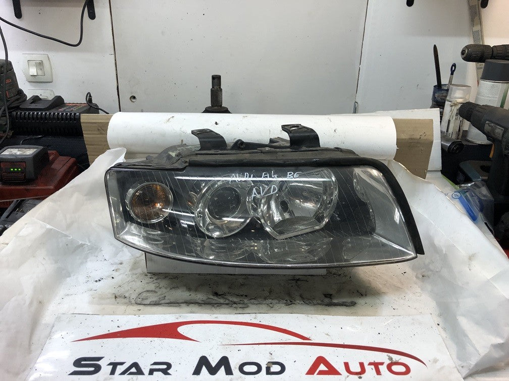 phare avant gauche et avant droit Audi a4 b6