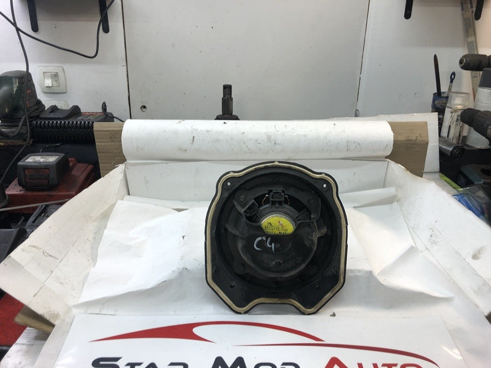 haut parleur Citroën c4 année 2007