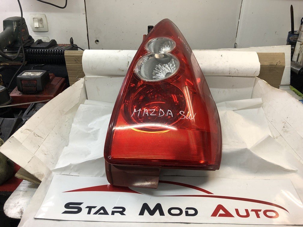 feux arrière gauche Mazda sw année 2006