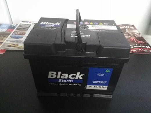 Batterie de voiture BlackStorm 66Ah 12V 620A(Fr)