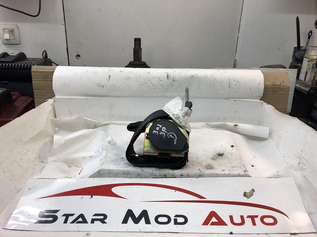 ceinture de sécurité arrière droite Peugeot 307 phase 1 3 portes