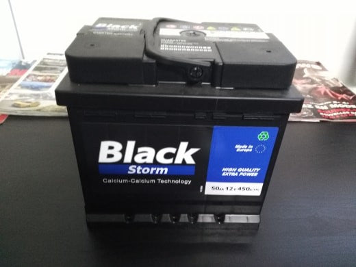 Batterie de voiture BlackStorm 50Ah 12V 450 A(Fr)