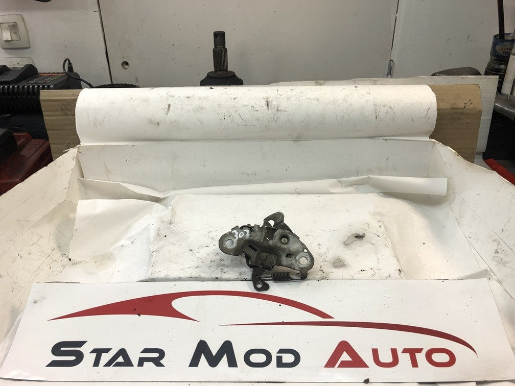 serrure de capot Peugeot 307 phase 1