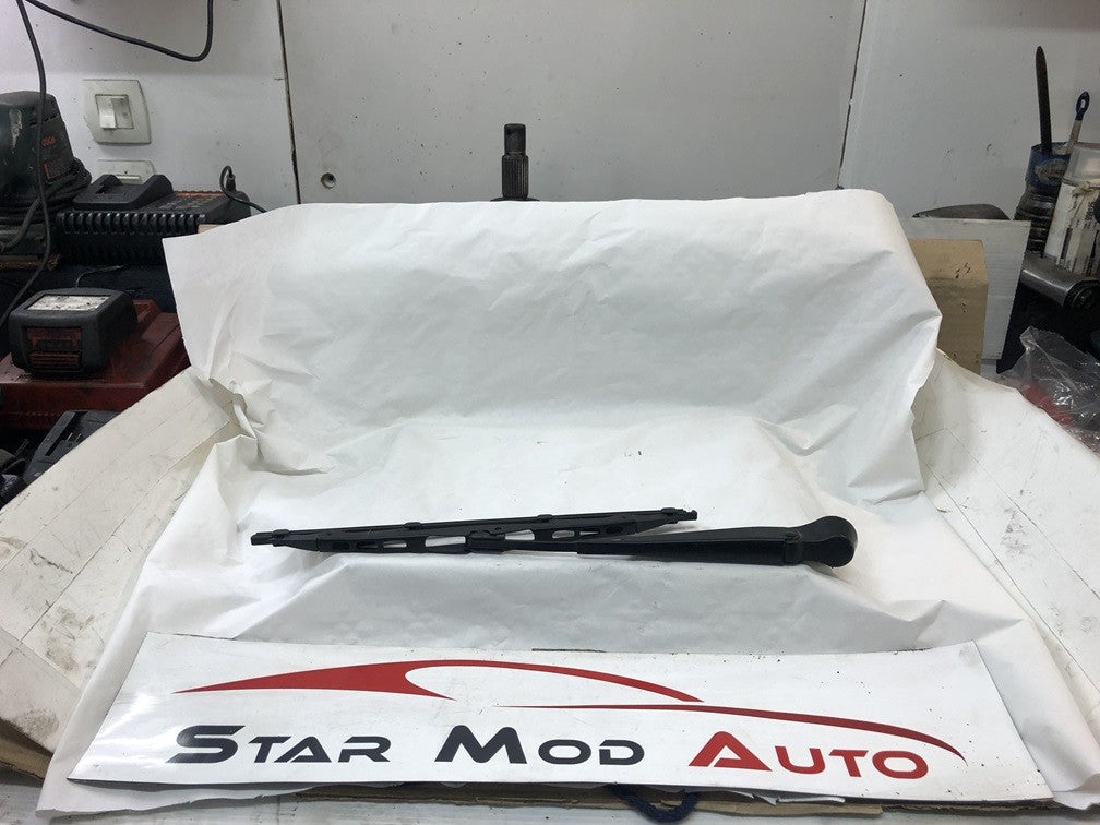 bras essuie glace arrière Ford fiesta 5 année 2007