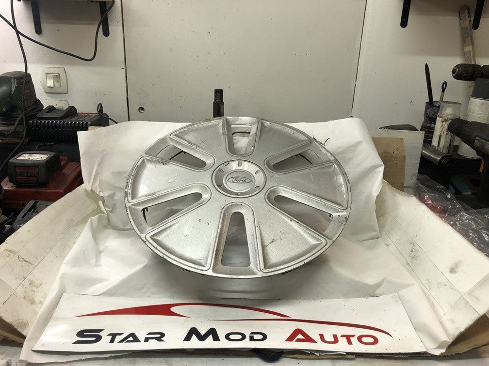 enjoliveur de roue en 14 pouces Ford fiesta 5 année 2007