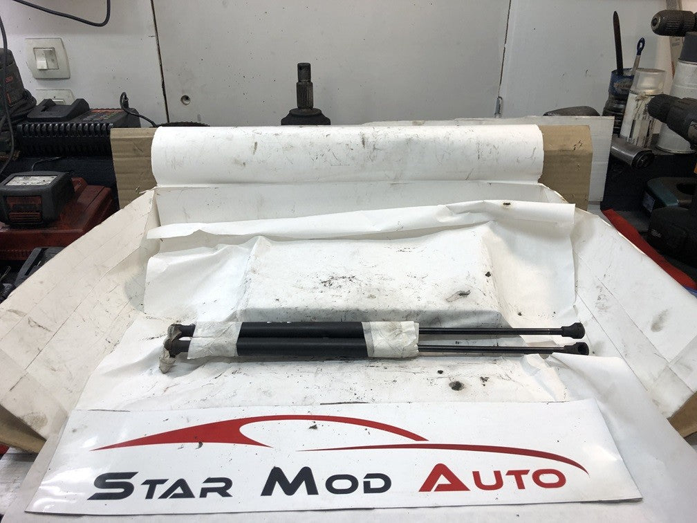 vérin de malle arrière Peugeot 307 phase 1 année 2003