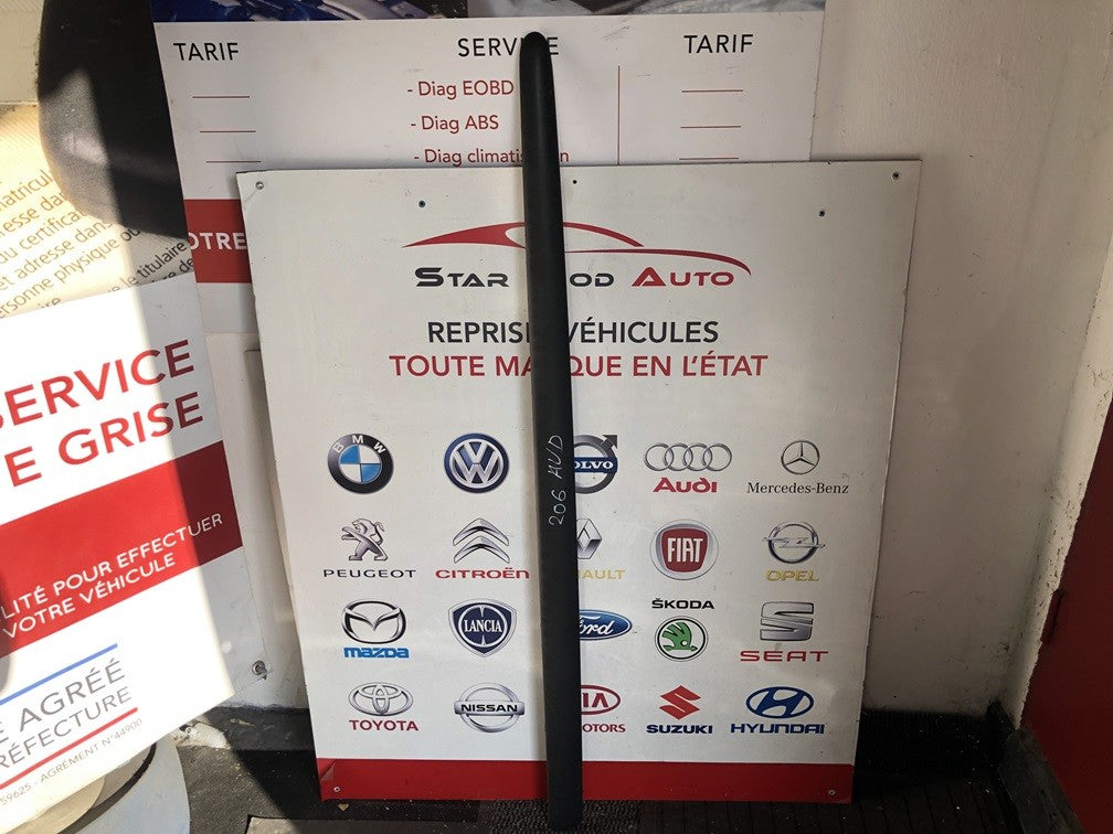 baguette de porte avant droite Peugeot 206 phase 2 3 portes