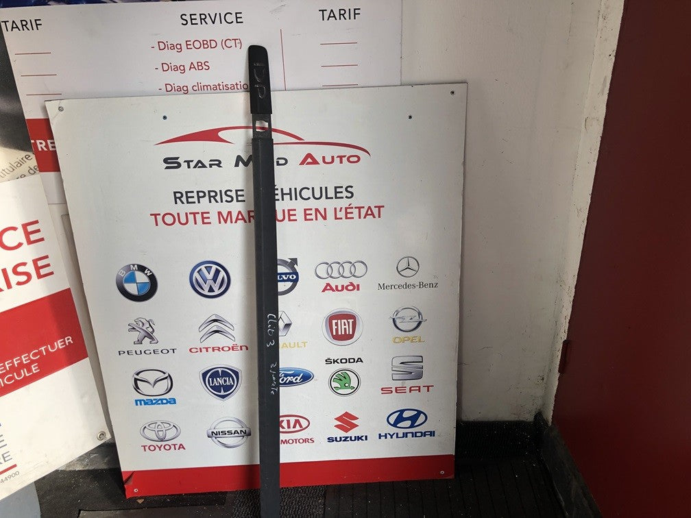 baguette avant droite Renault Clio 3 phase 1 3 portes année 2006