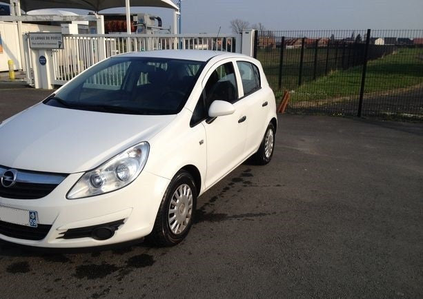 Opel Corsa 1.2 Essence 5 portes