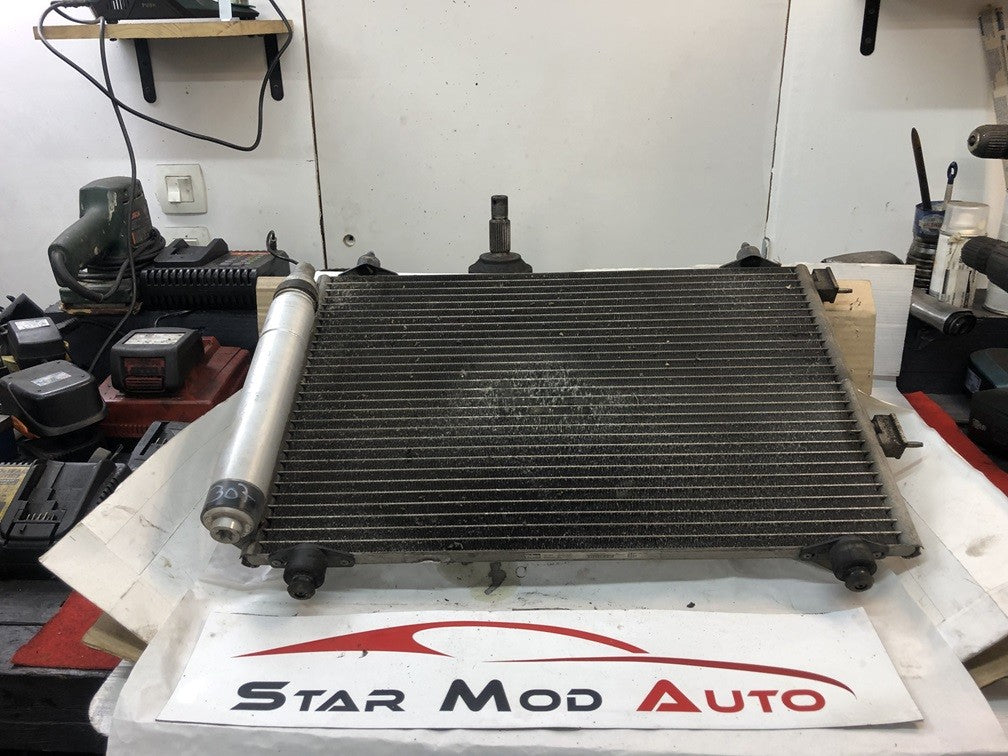 radiateur de clim Peugeot 307 phase 1 2.0 essence année 2003