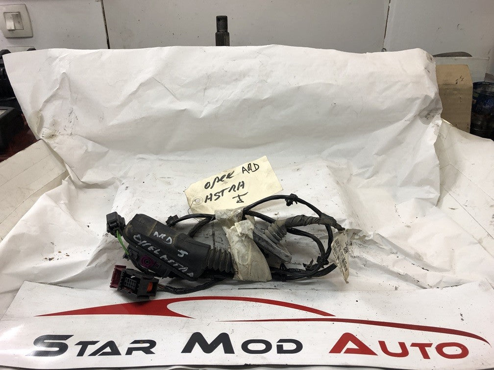 faisceaux de portes arrière droit Opel Astra j année 2011