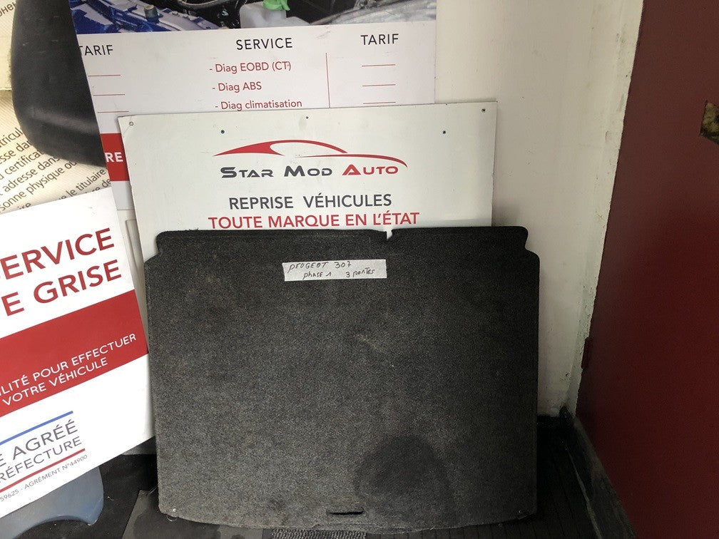 tapie de coffre Peugeot 307 phase 1 3 portes année 2003