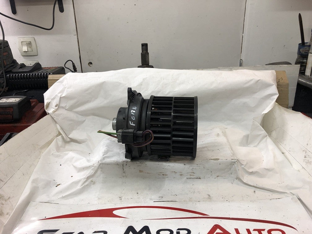 ventilateur de chauffage Ford fiesta 5 1.4 tdci année 2007