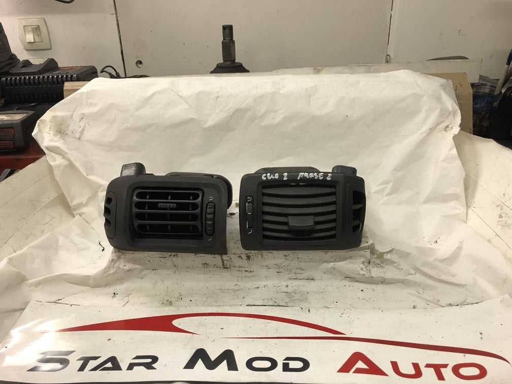 grille d'aération tableau de bord Renault Clio 2