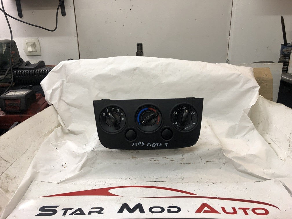 commande de clim Ford fiesta 5 année 2007