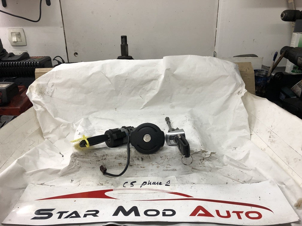 Neiman de démarrage avec barriez et bouchon de carburant Citroën c5 phase 2