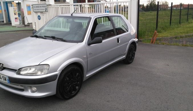 PEUGEOT 106 1.4 ESSENCE 3 PORTE 2003 115000 km 