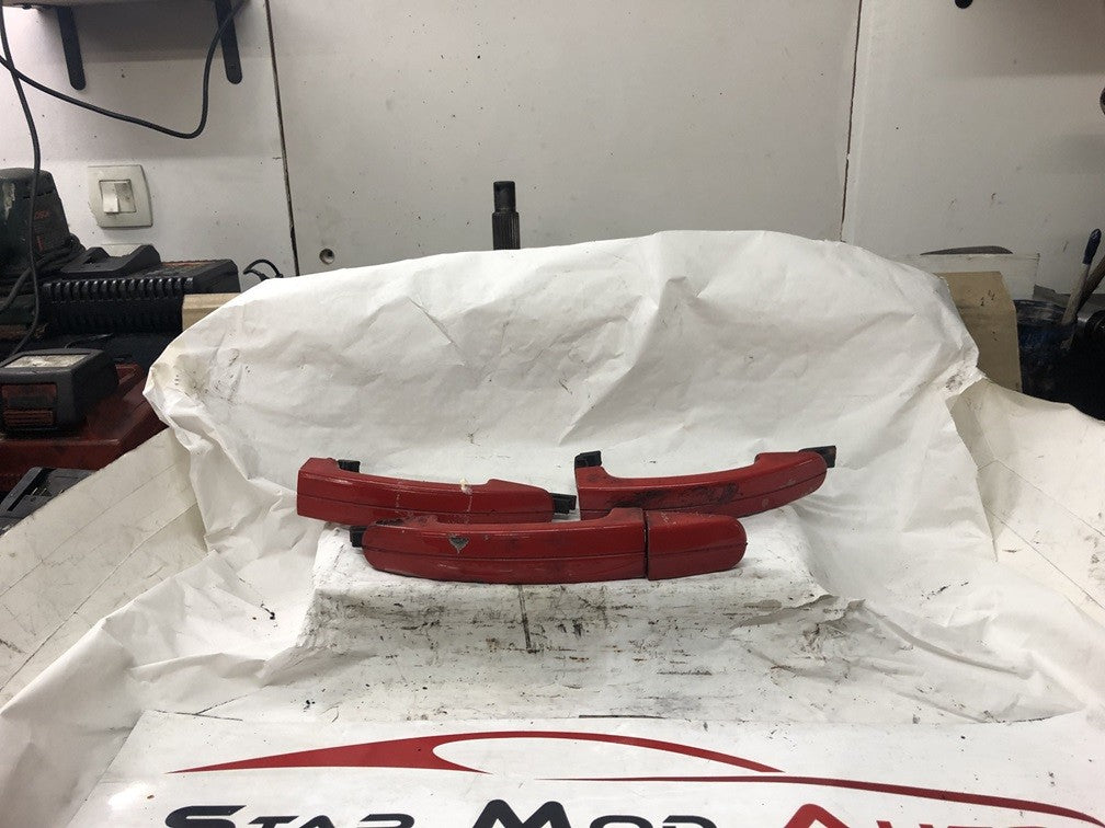 poignée d ouverture de porte extérieure Ford c max année 2007