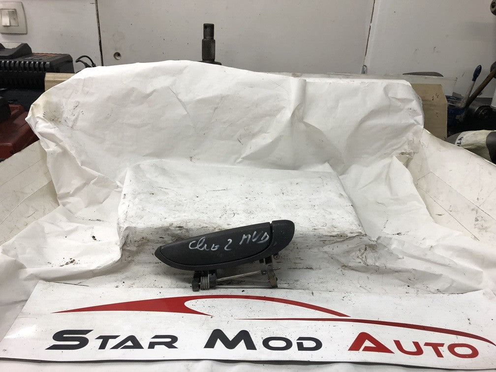 poignée d ouverture de porte extérieure avant droite Renault Clio 2 phase 1