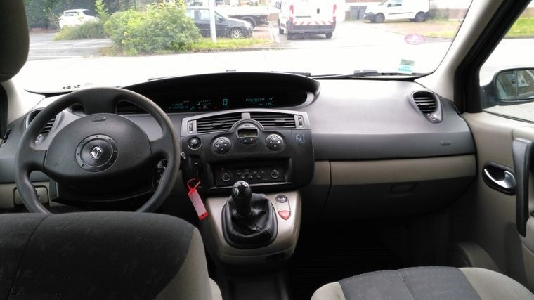 Renault Scenic 1.5 dCi 100 ch, année 2004, 185 000 km 