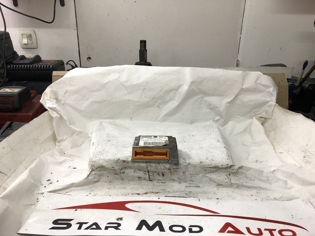 calculateur airbag Peugeot 206 1.4 hdi 70 cv phase 1 réf 9650136780