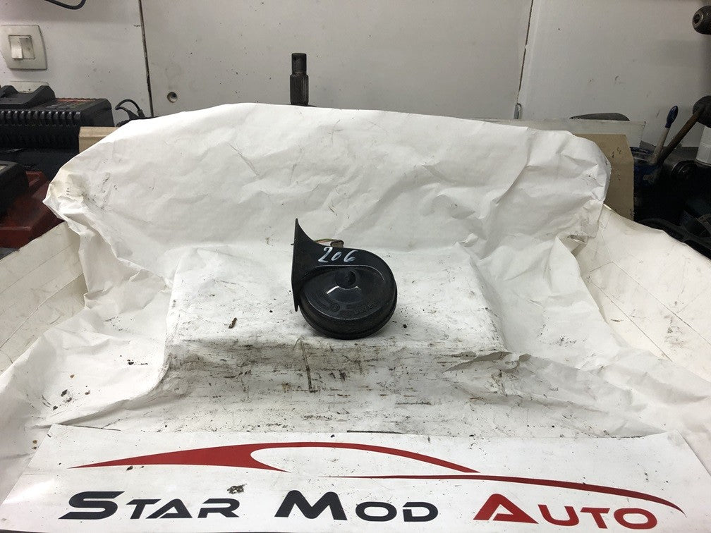 klaxonne Peugeot 206 1.4 hdi phase 1 année 2003