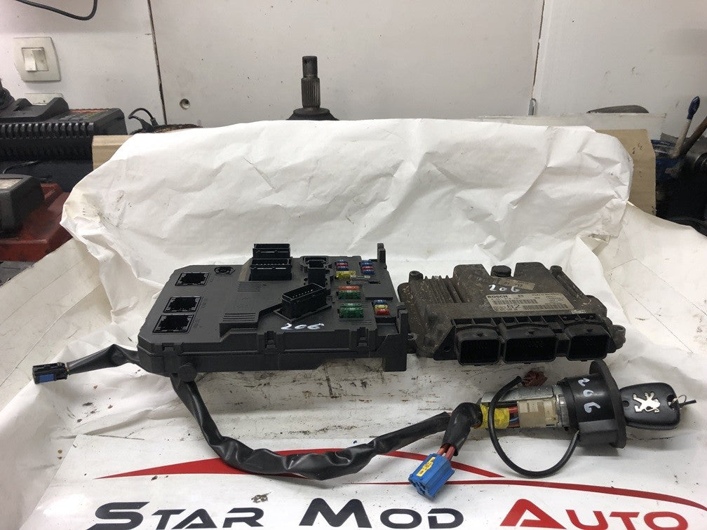 kit démarrage Peugeot 206 1.4 hdi 70 cv année 2003 Bosch réf 9647785580