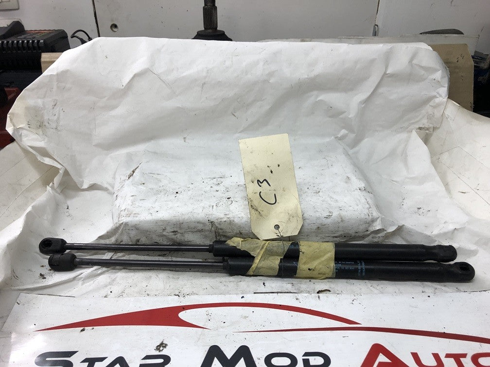 vérin de malle arrière Citroën c3 phase 1