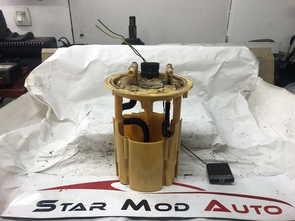 pompe à carburant émergée Peugeot 206 1.4 hdi 2003