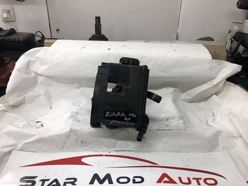 pompe de direction assistée Citroën Xsara 2.0 hdi 2005