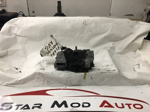 serrure de porte avant gauche Citroën Xsara Picasso 2005