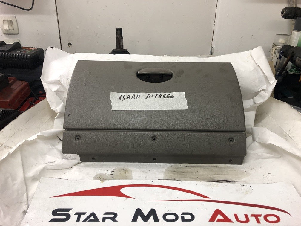 boite a gant Citroën Xsara Picasso phase 2 2005