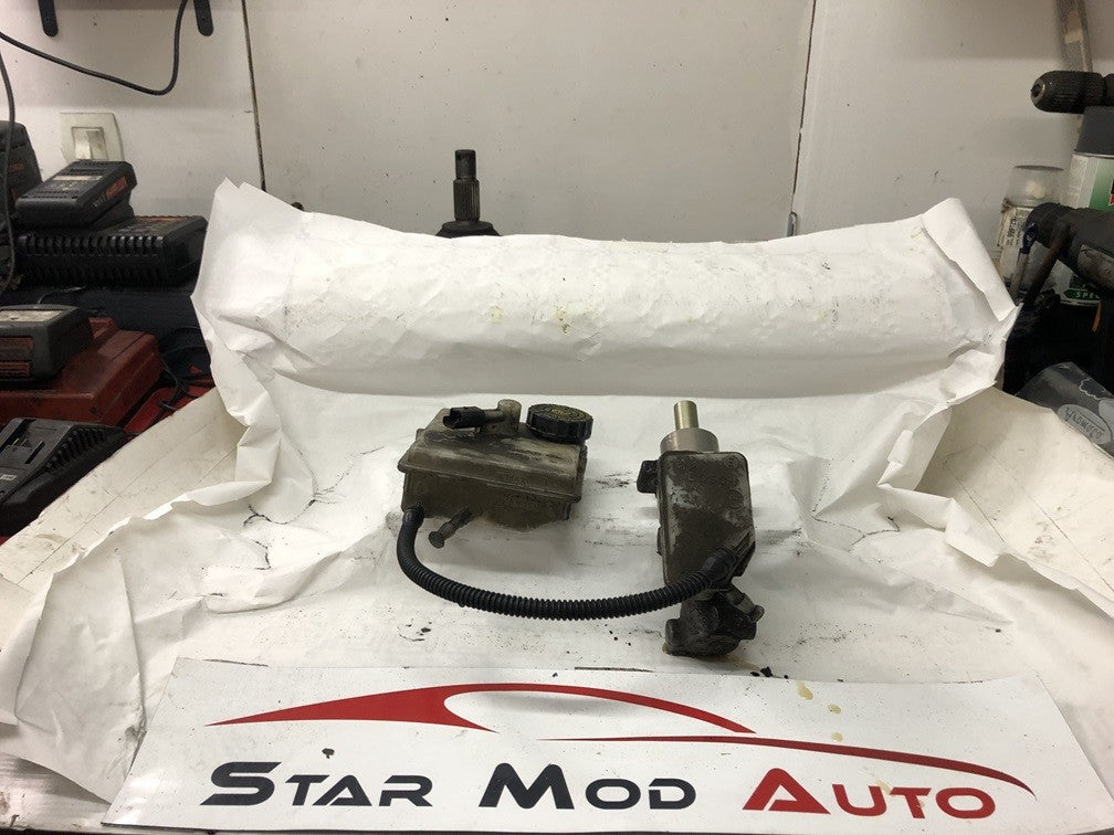 maître cylindre de frein Citroën Xsara Picasso phase 2