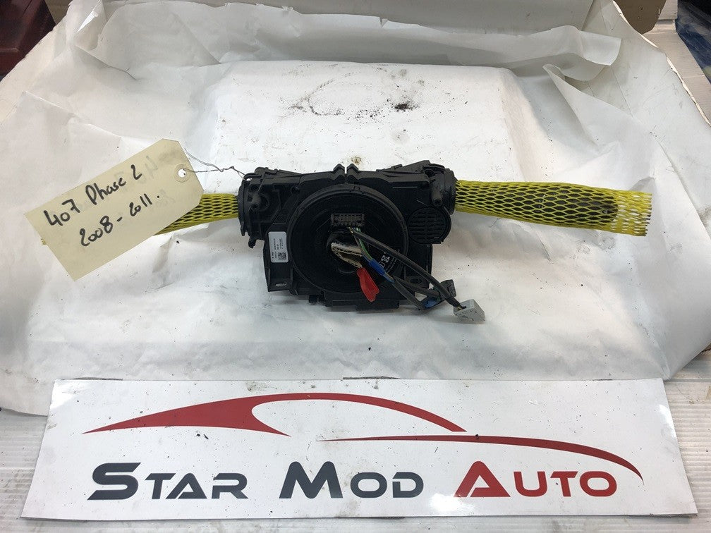 commodo com 2000 Peugeot 407 phase 2 2006