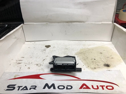 calculateur air bag Peugeot 308 t9 réf 9807568180 auto liv  année 2017