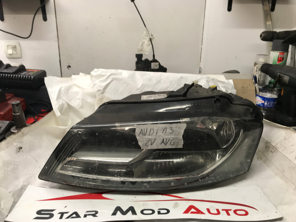 phare avant gauche Audi a3 8v année 2010